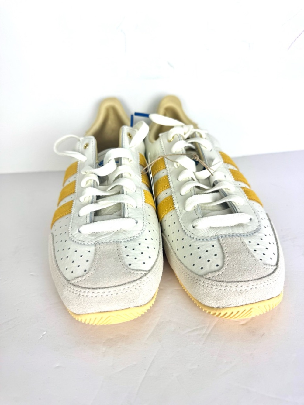 Adidas Originals Japan Women’s Sneaker in Cream and Yellow Size 9 NEW - Picture 5 of 16